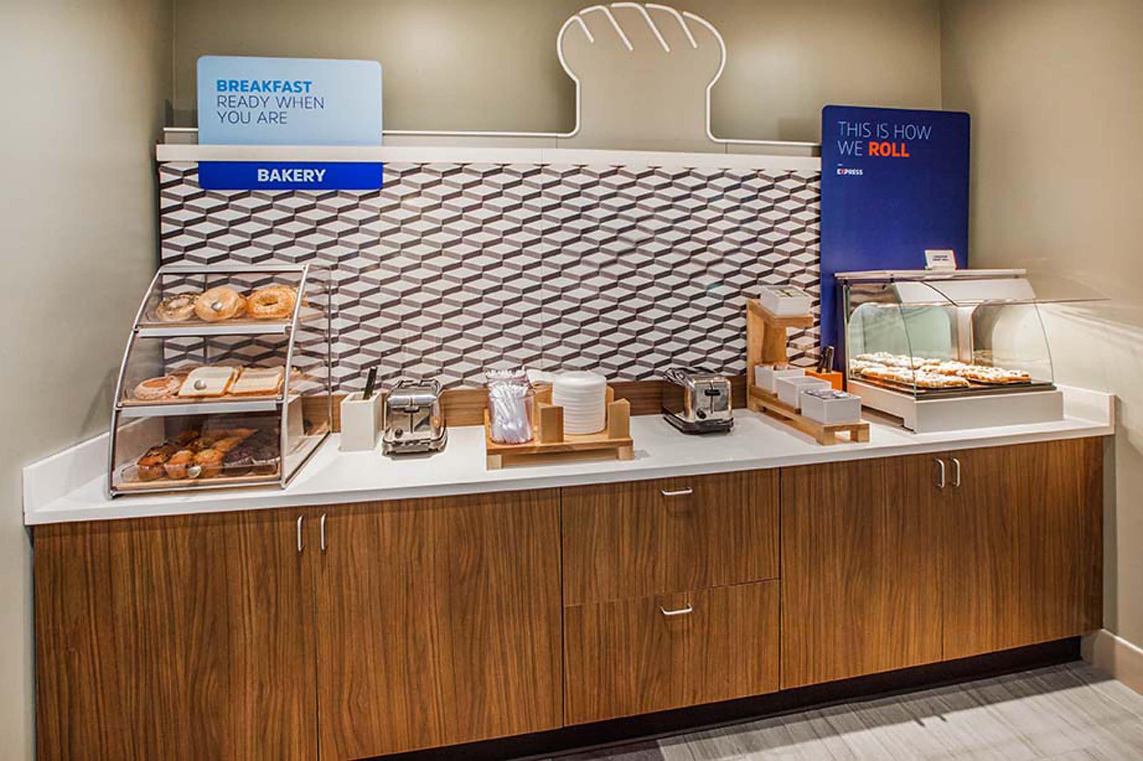Holiday Inn Express Hotel & Suites Dallas Lewisville By Ihg Екстер'єр фото