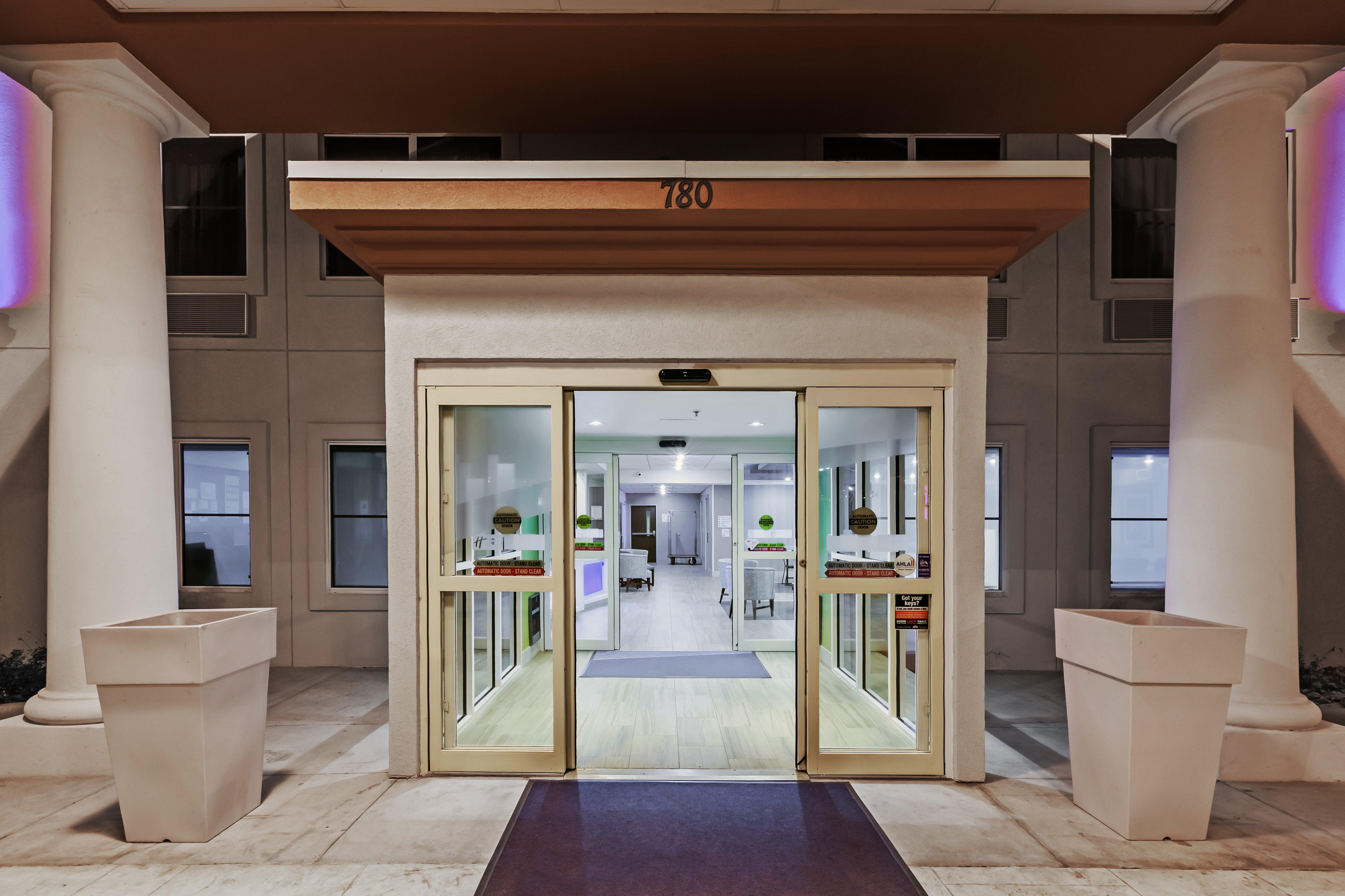 Holiday Inn Express Hotel & Suites Dallas Lewisville By Ihg Екстер'єр фото